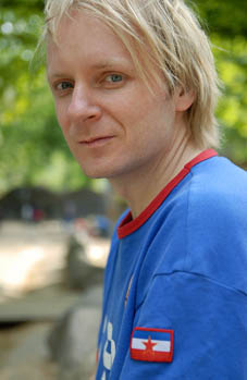 http://www.enthusiasten.de/jochen_schmidt03(3)_klein.jpg